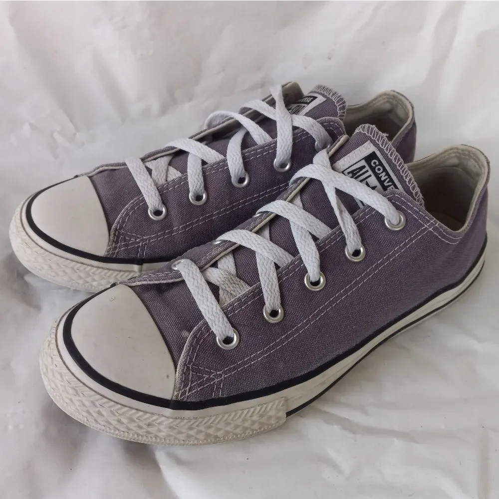 Converse Sneakers Light Purple Size 4 Junior